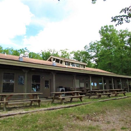 Lake House Lodge Lupton Kültér fotó